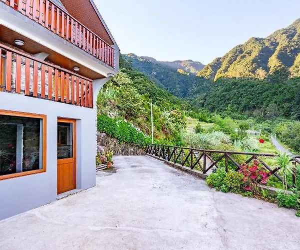 Fontes 7 * Πόντα Ντελγάδα